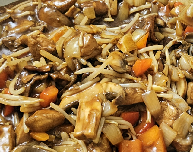 ChickenAndMushroomStirFry